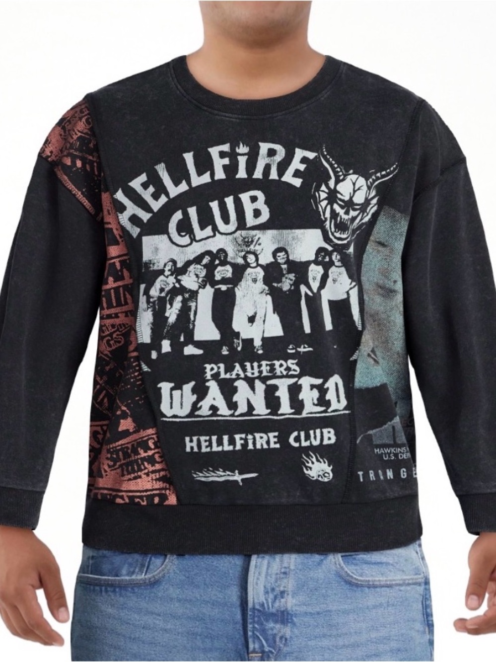 NWT large stranger things men’s sweatshirt hellfire club